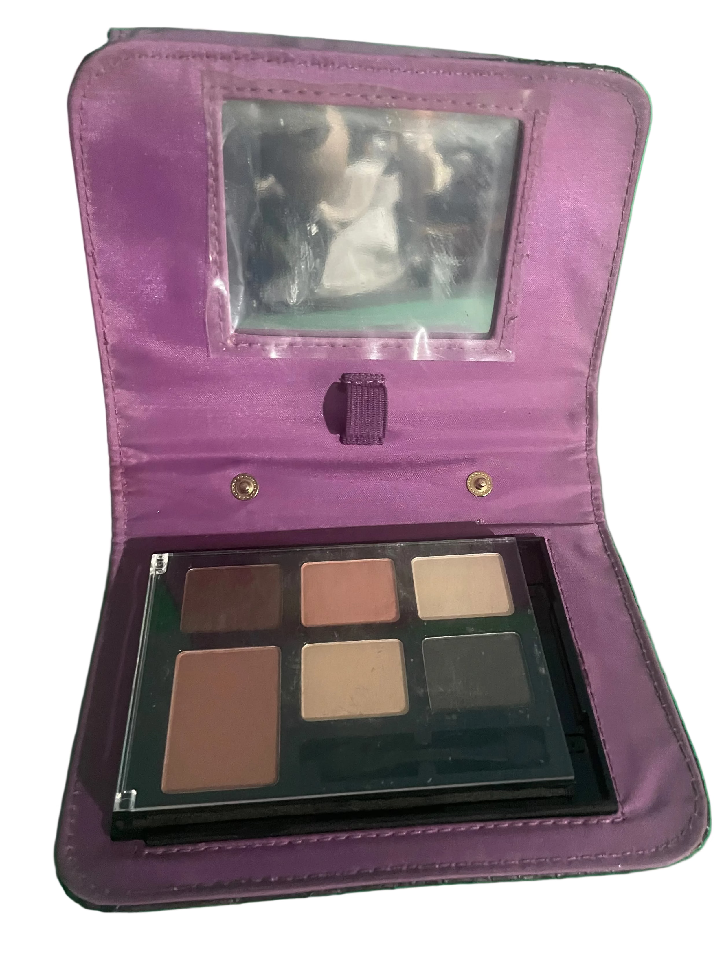 Makeup kit